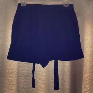 Black Cotton Shorts with Elastic Waste and Tie